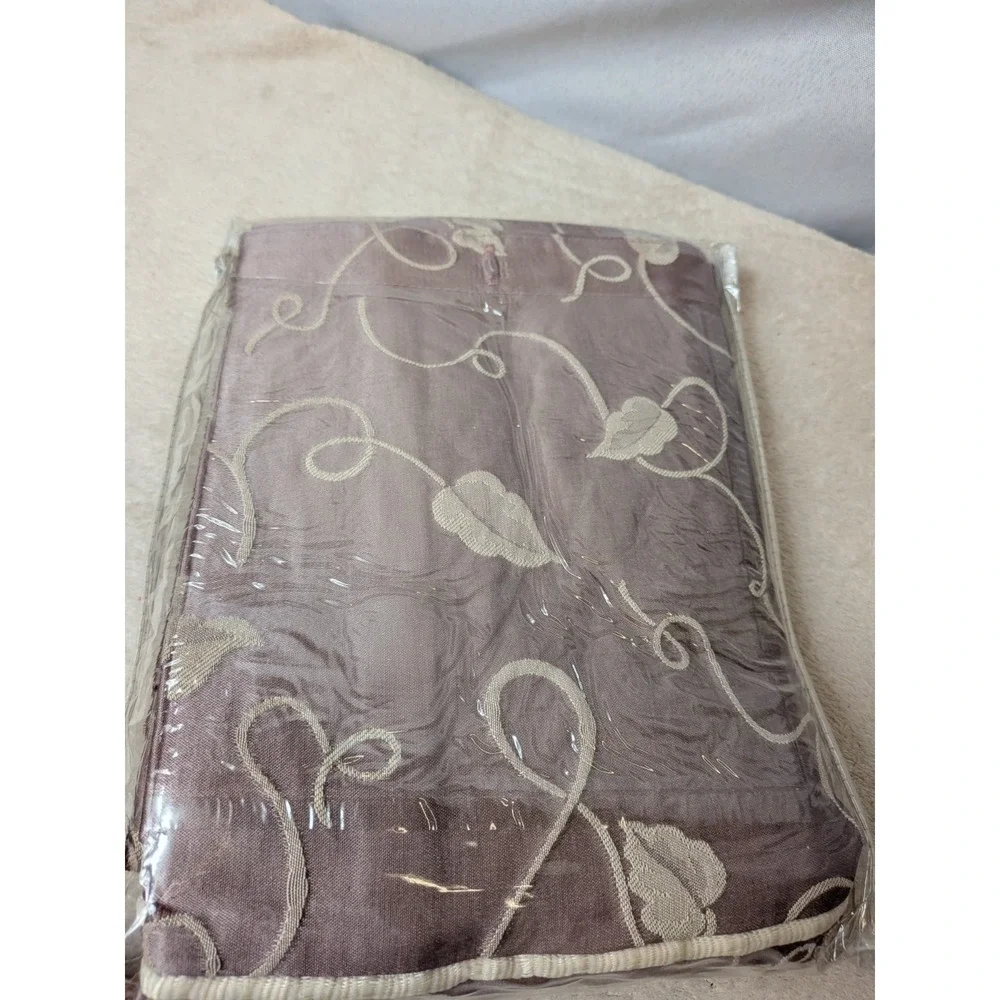 Vohann Ventana Shower Curtain Mauve Pink Taupe Floral Coquette Aesthetic 70x72 N